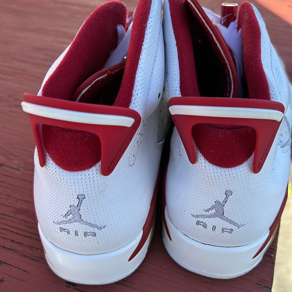 Nike retro Air Jordan number six red and black size 12 for men sneakers - Picture 2 of 12